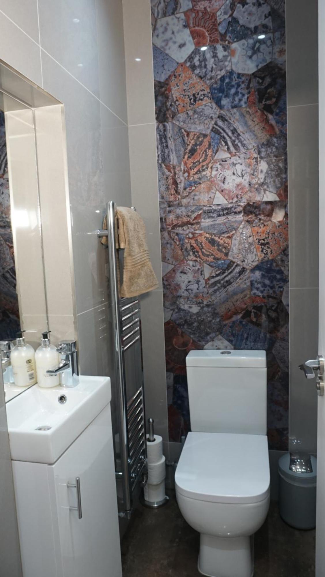 Beautiful London Home Sleeps 6, 2 Minutes To Metro Exteriör bild